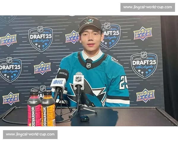 北京少年王浩西创历史!圣荷西鲨鱼队次轮首位选中中国冰球新星 北京少年王浩西创历史!圣荷西鲨鱼队次轮首位选中中国冰球新星