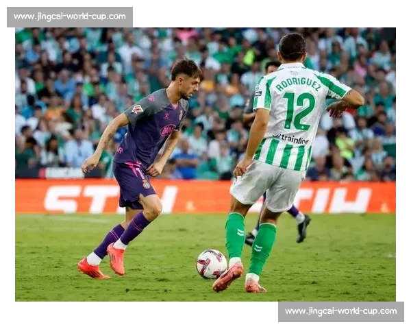 巴萨分期求购霍安遭拒 西班牙人铁心死敌交易