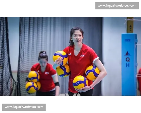 土超双雄抢滩！李盈莹袁心玥领衔中国三姝留洋，费内巴切打造亚洲军团