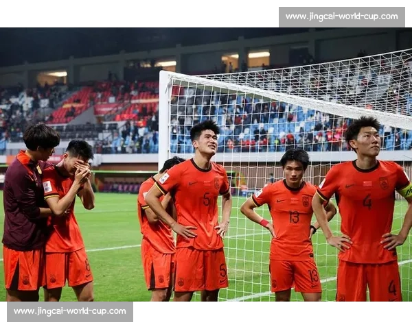 国足东亚杯名单大换血！12 人出局 + 00 后占半壁江山，青春风暴正式开启