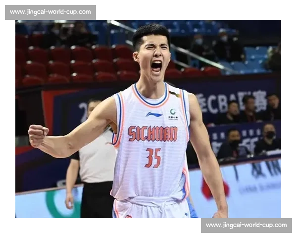 曾繁日官宣加盟深圳男篮!2 年合同开启新征程,已正式报到 曾繁日官宣加盟深圳男篮!2 年合同开启新征程,已正式报到